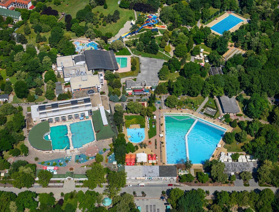 Ametiszt Hotel Harkány Buitenkant foto