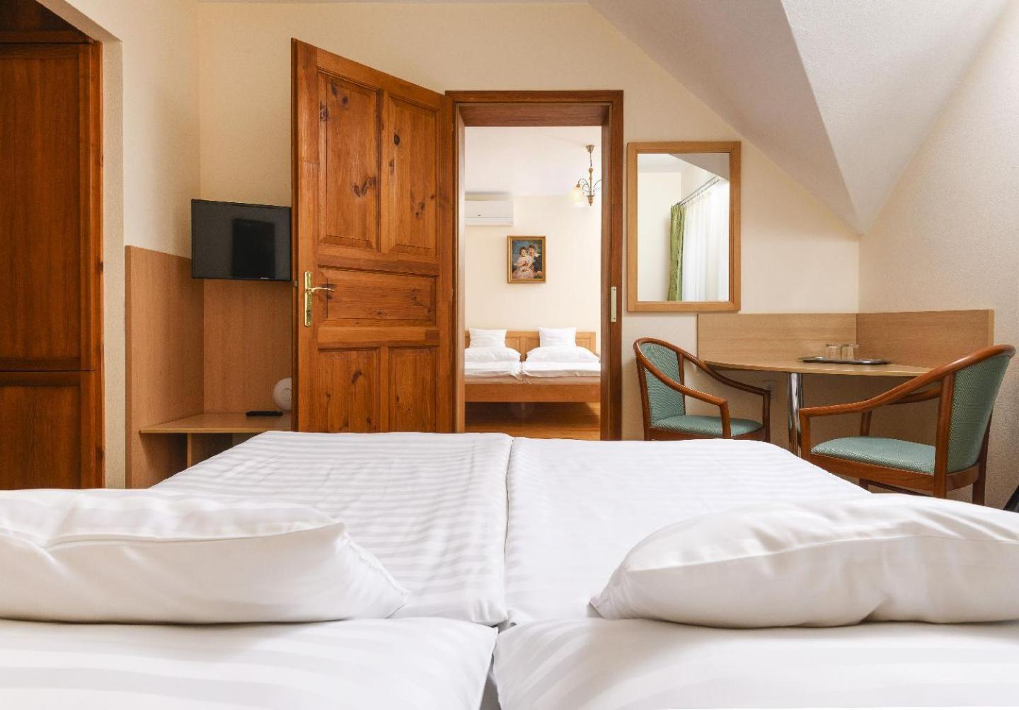 Ametiszt Hotel Harkány Buitenkant foto
