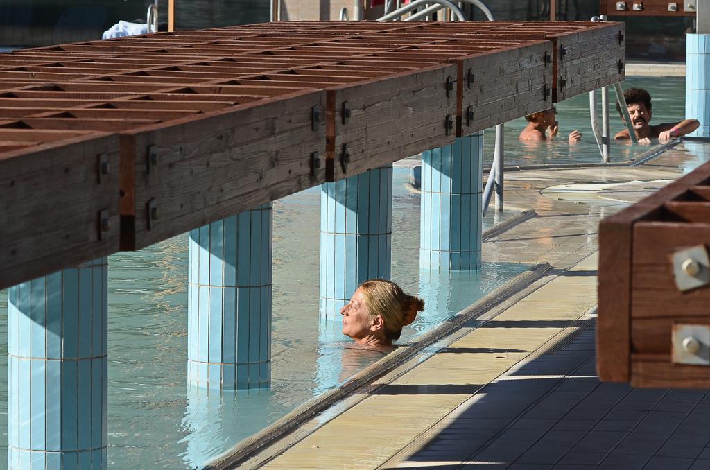 Ametiszt Hotel Harkány Buitenkant foto